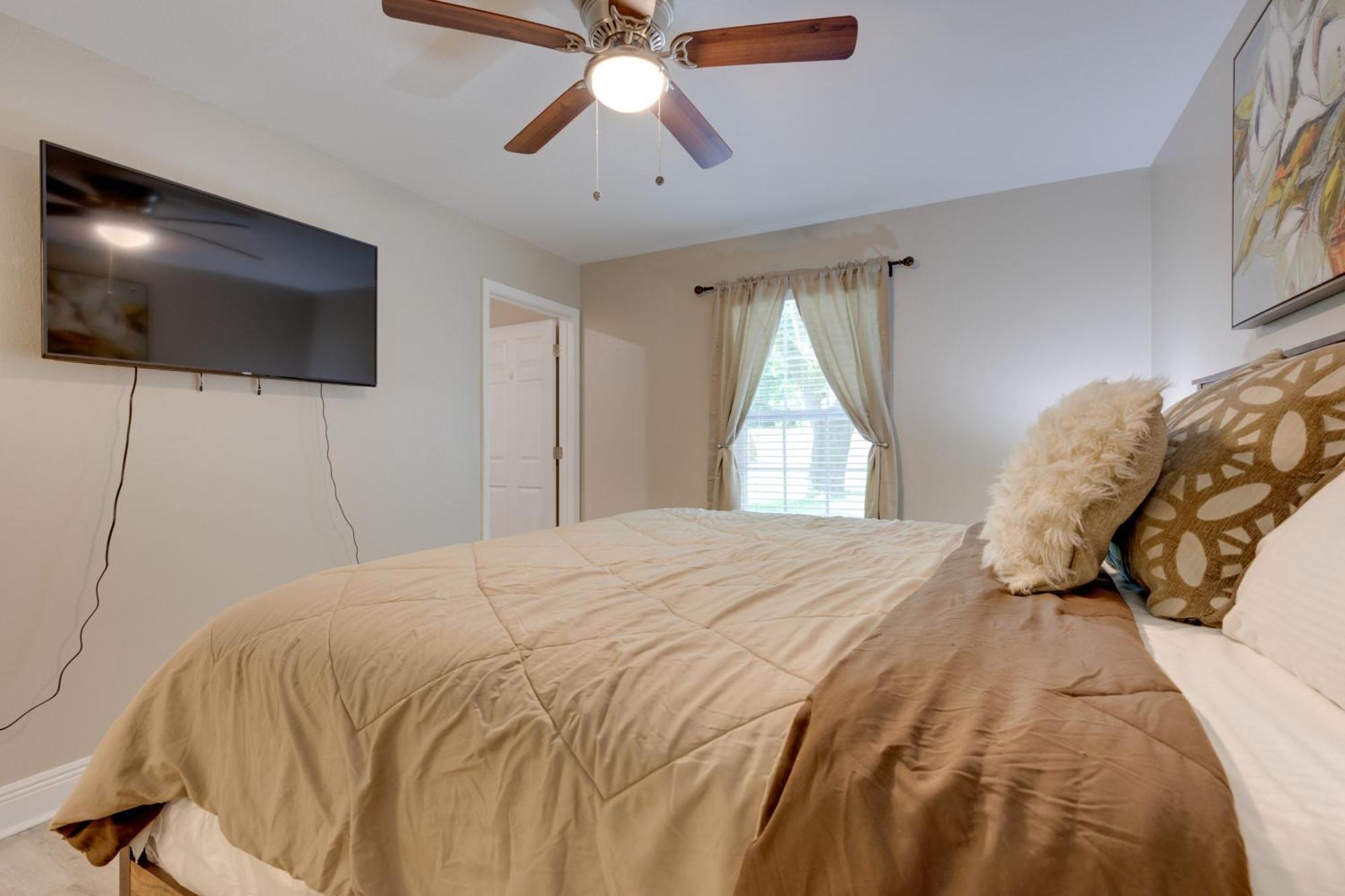 Appartamento Dog-Friendly Pensacola Duplex About 7 Mi To Downtown Esterno foto