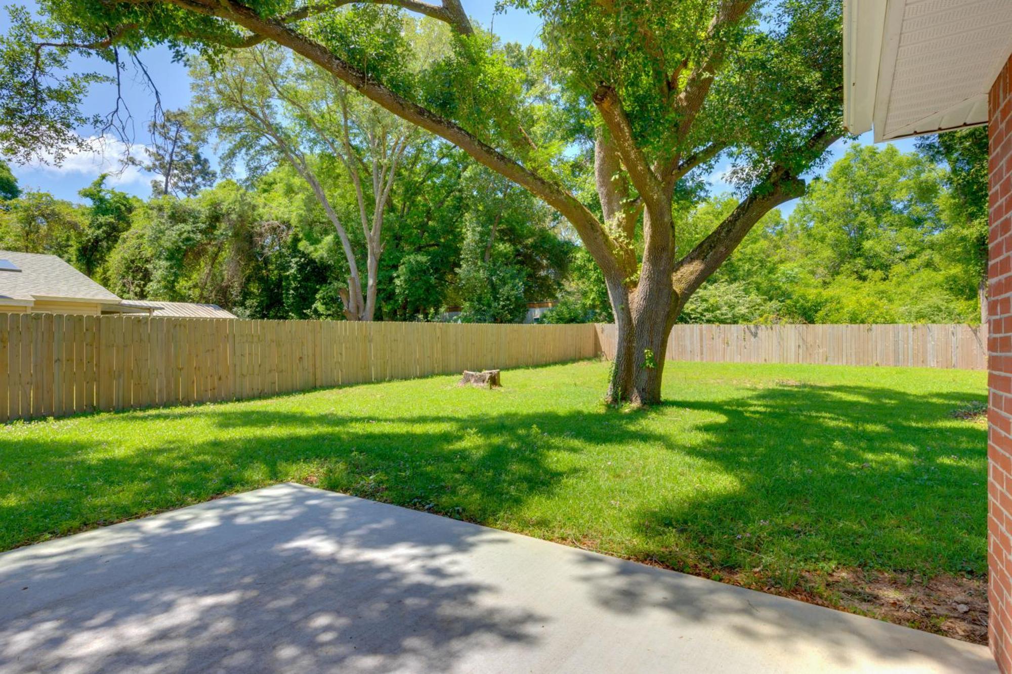 Appartamento Dog-Friendly Pensacola Duplex About 7 Mi To Downtown Esterno foto